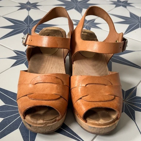 Lotta From Stockholm Tan Leather Peep Toe Clogs - Picture 5 of 6